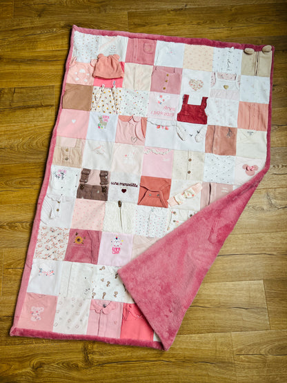 Couverture souvenir vêtement bébé rose fille 